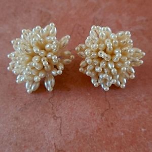 Vintage Faux pearl spray clip on earrings